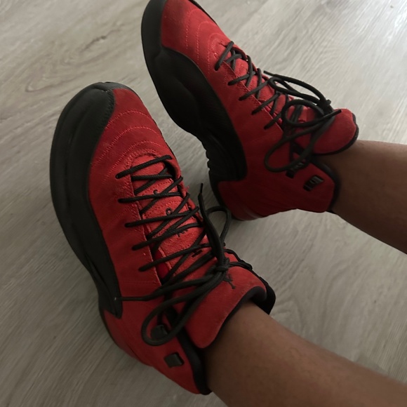 Jordan 12 Reverse Flu Game - Picture 3 of 4